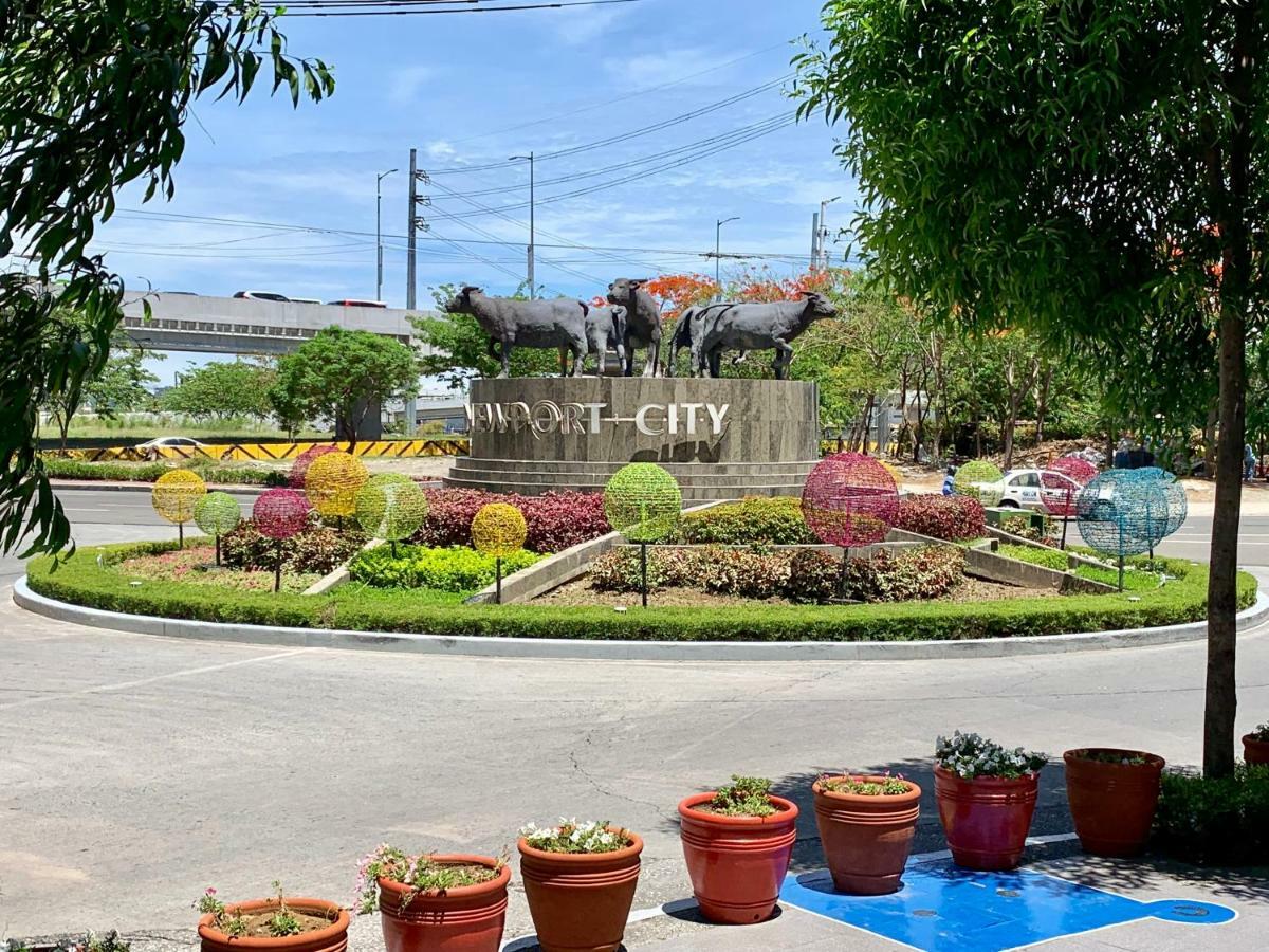 101 Newport City Chillax C2 Manila Airport Pasay エクステリア 写真